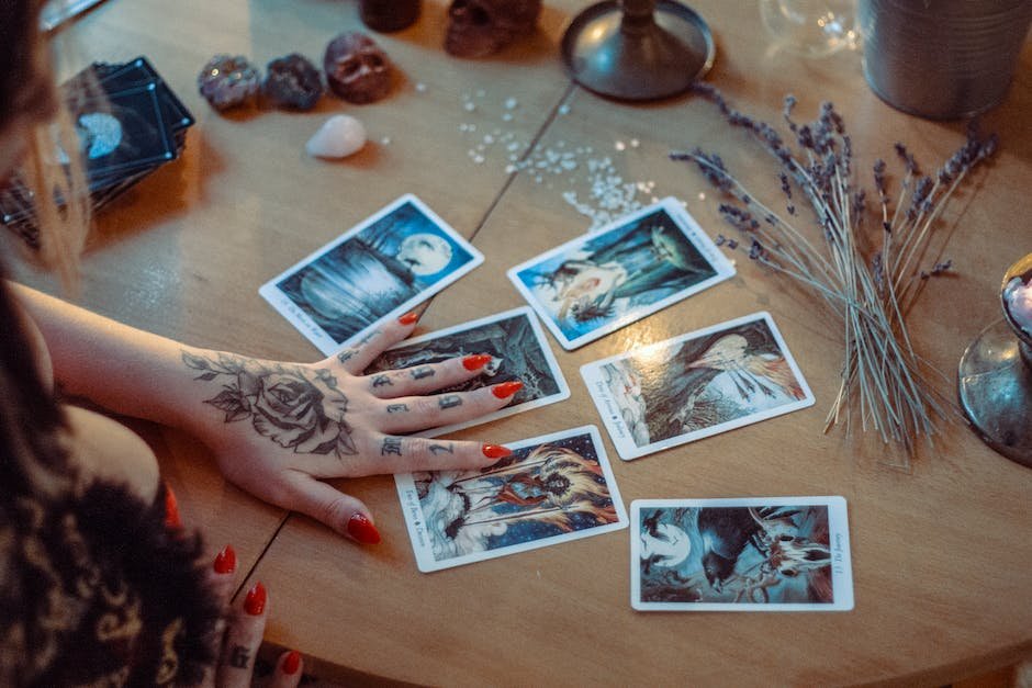 Understanding the Role ⁣of Tarot Cards in Love Compatibility