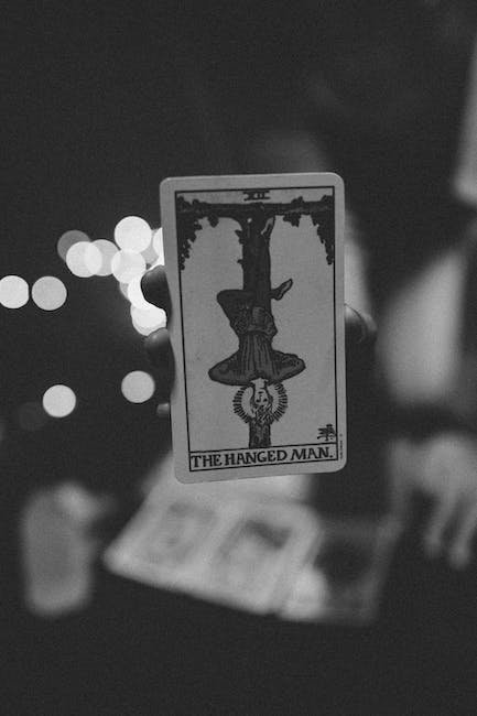 The Role of Tarot in Online Dating Predictions