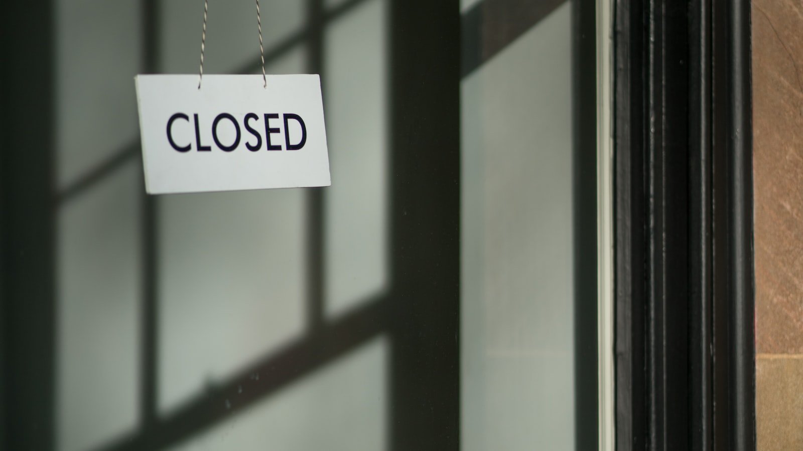 Understanding the Influence of Sun Signs in Business Relationships