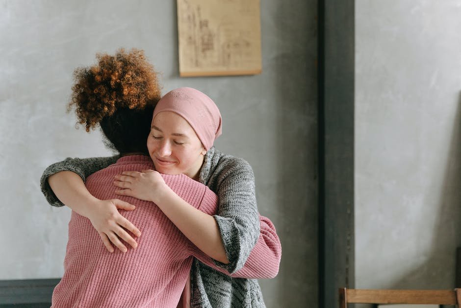 Cancer Dating Tips: How to Make a Crab Feel at Home