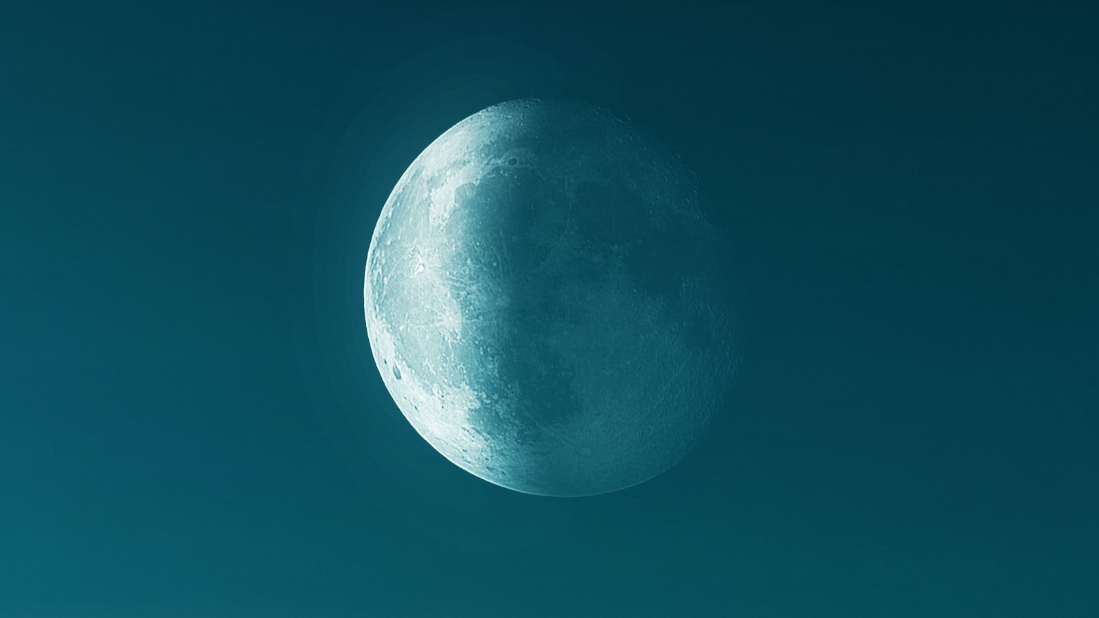 Exploring the Impact of the Moon on Emotional‍ Bonding and Nurturing